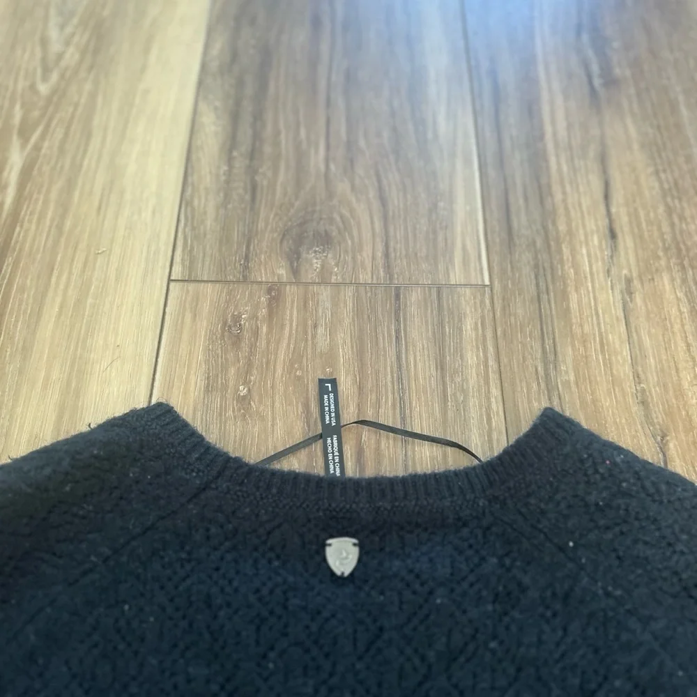 Kuhl womens black sweater size large